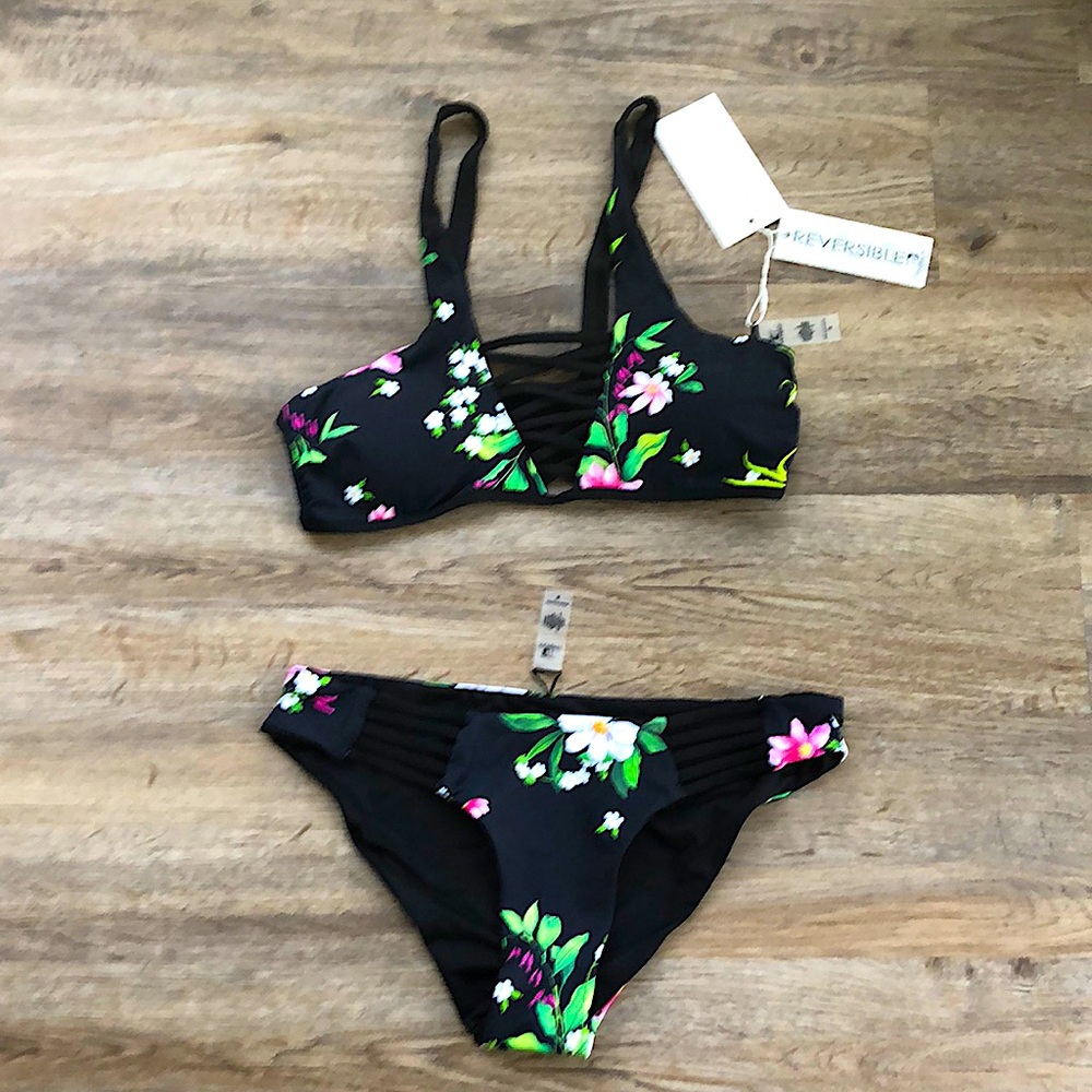 TiniBikini Swim suit/ 2 piece